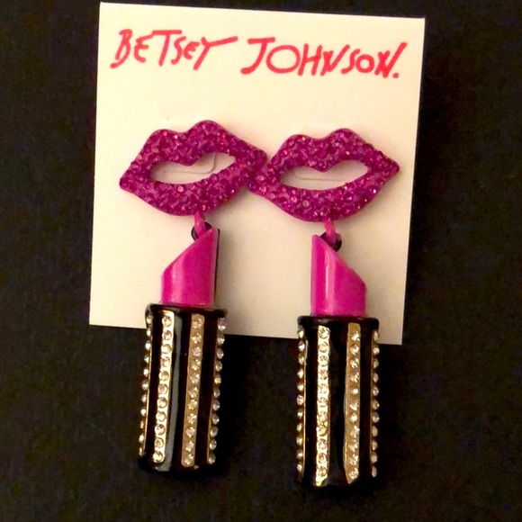 New Betsey Johnson GOING ALL OUT LIPSTICK DROP EARRINGS - Picture 6 of 10
